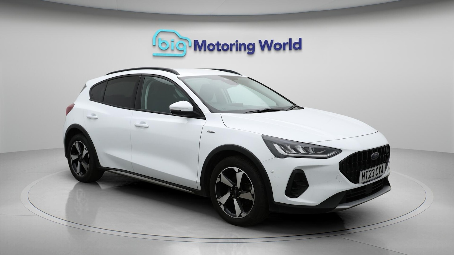 Used Ford Focus 2023 for sale - 76431865: Photo 2