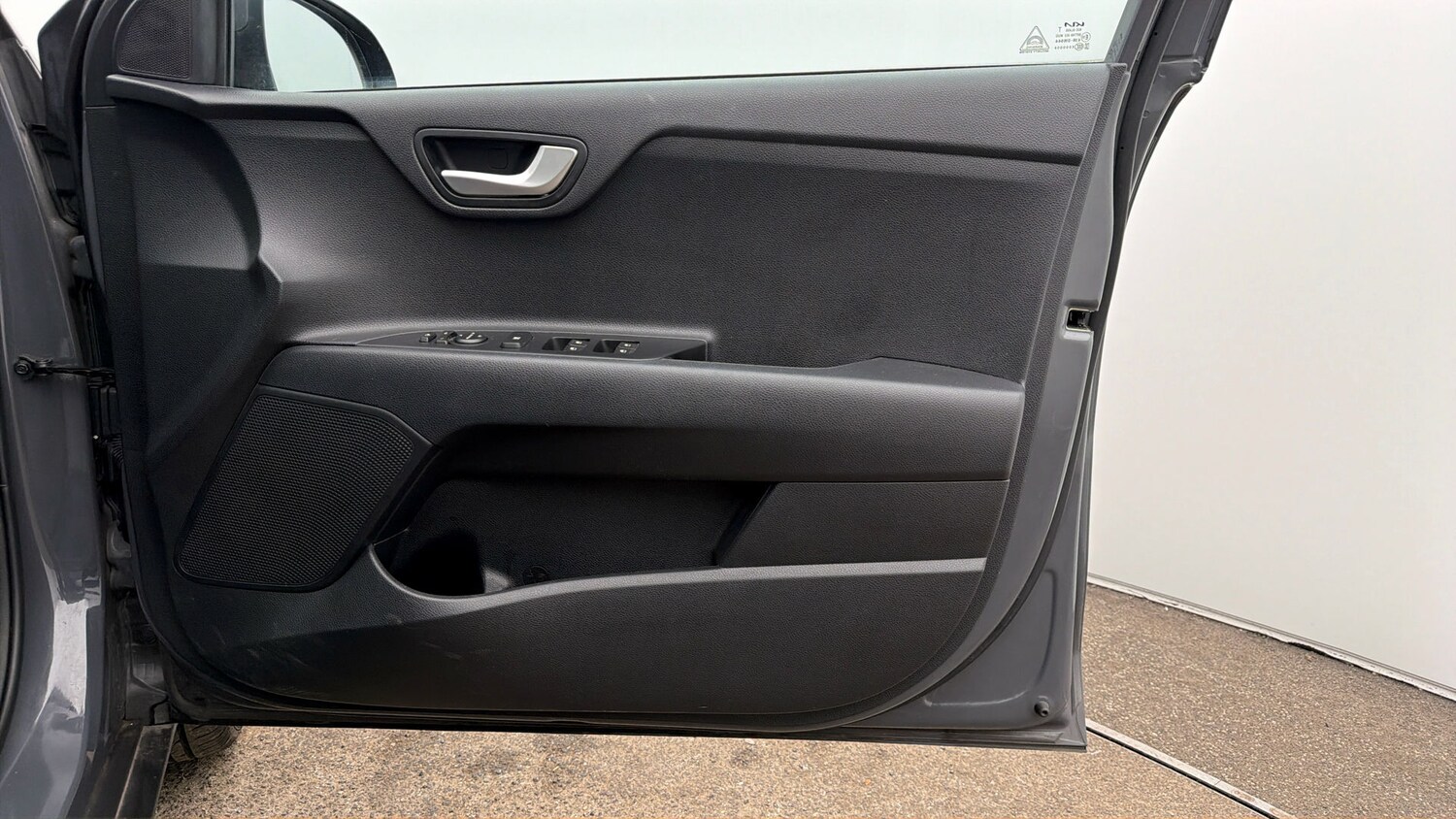 Used Kia Stonic 2022 for sale - 78090619: Photo 14