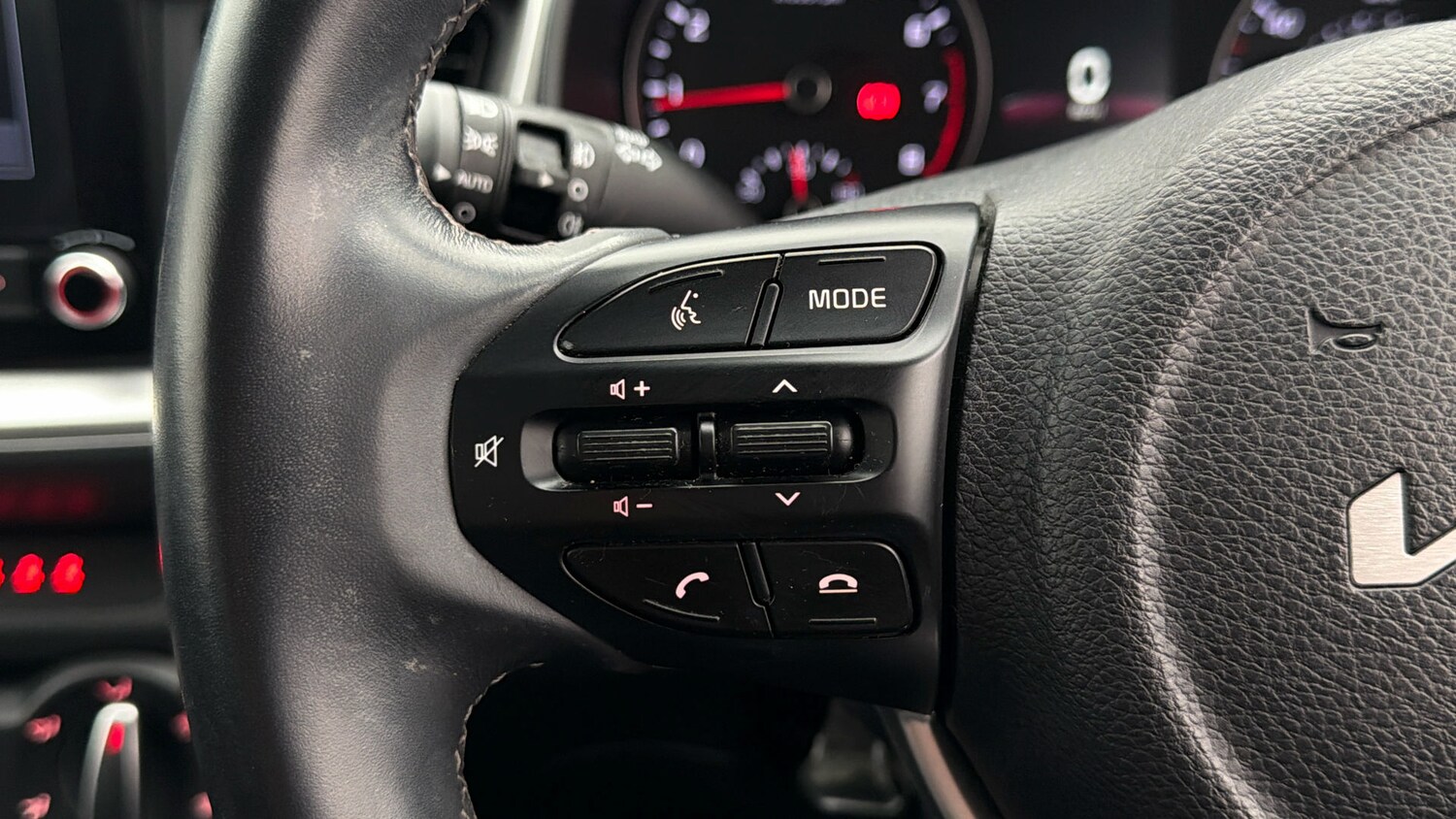 Used Kia Stonic 2022 for sale - 78090619: Photo 23