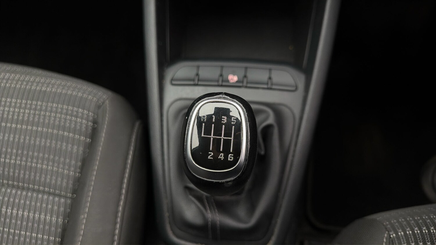 Used Kia Stonic 2022 for sale - 78090619: Photo 25