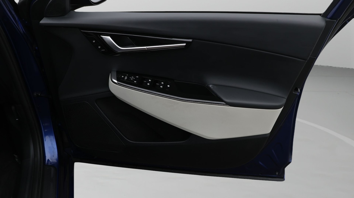 Used Kia EV6 2023 for sale - 77669125: Photo 15