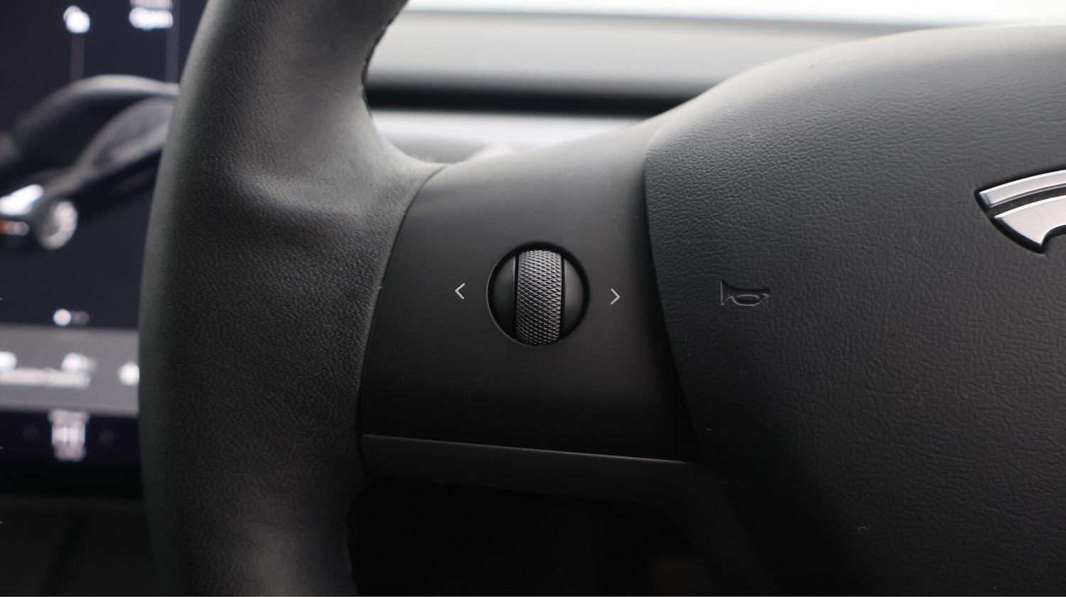 Used Tesla Model 3 2021 for sale - 76689954: Photo 24