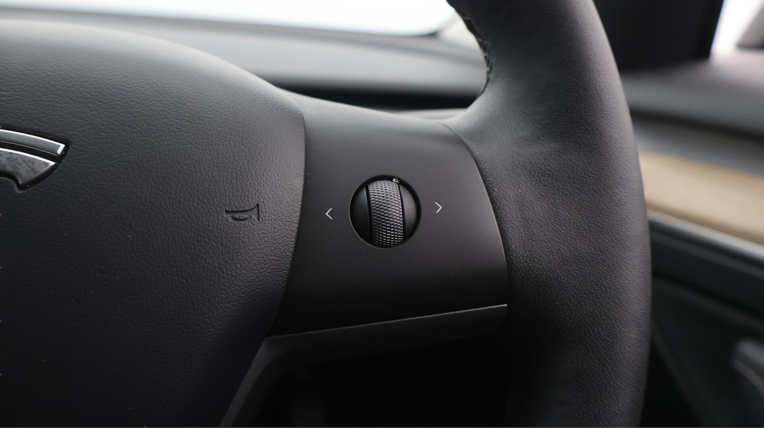 Used Tesla Model 3 2021 for sale - 76689954: Photo 25