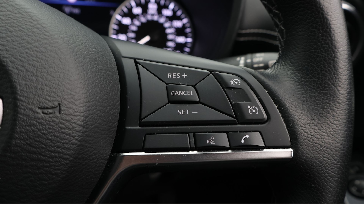 Used Nissan Juke 2023 for sale - 77662666: Photo 24