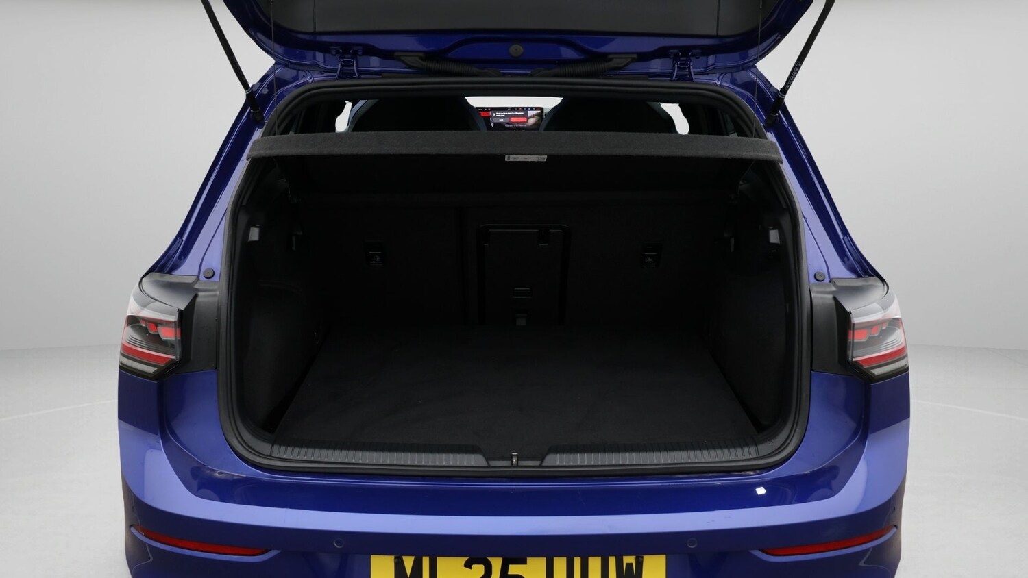 Used Volkswagen Golf 2025 for sale - 77616510: Photo 17