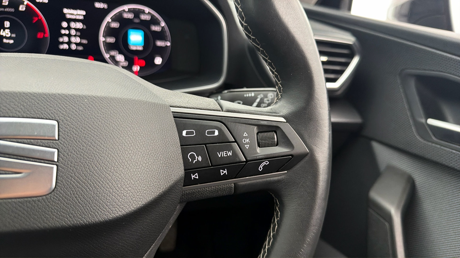 Used SEAT Leon 2021 for sale - 77984998: Photo 24