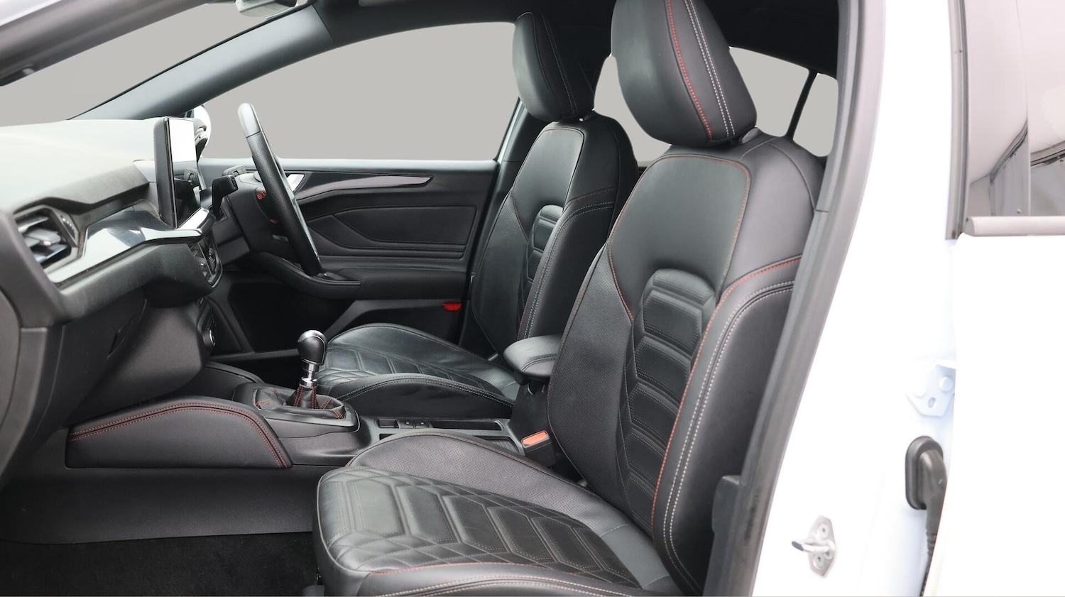 Used Ford Focus 2023 for sale - 76597409: Photo 15