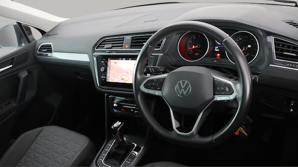 Used Volkswagen Tiguan 2021 for sale - 76337629: Photo 10