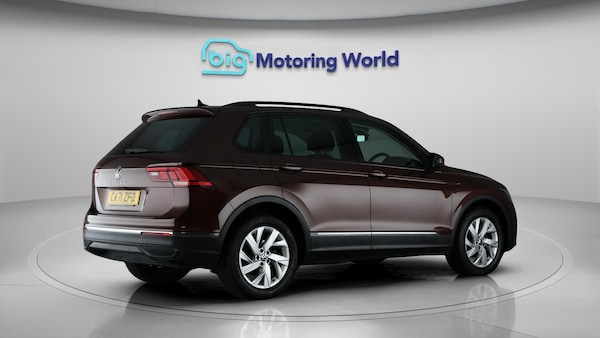 Used Volkswagen Tiguan 2021 for sale - 76337629: Photo 8