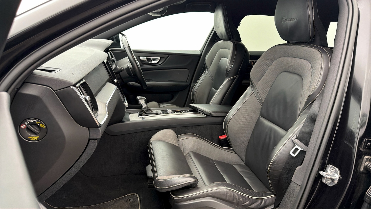 Used Volvo V60 2020 for sale - 77989438: Photo 13