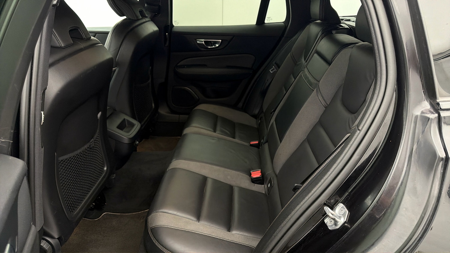 Used Volvo V60 2020 for sale - 77989438: Photo 15