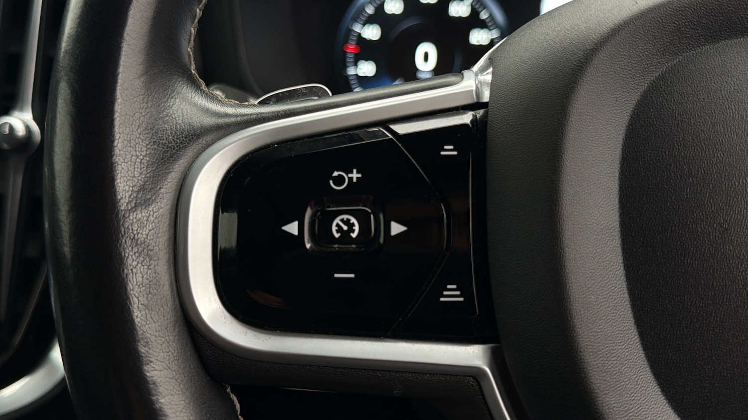 Used Volvo V60 2020 for sale - 77989438: Photo 23