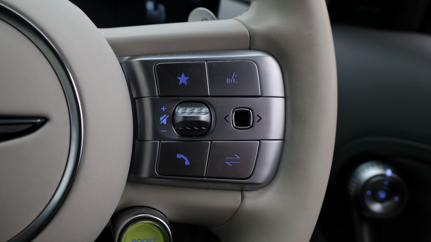 Used Genesis GV60 for sale - 77915825: Photo 26