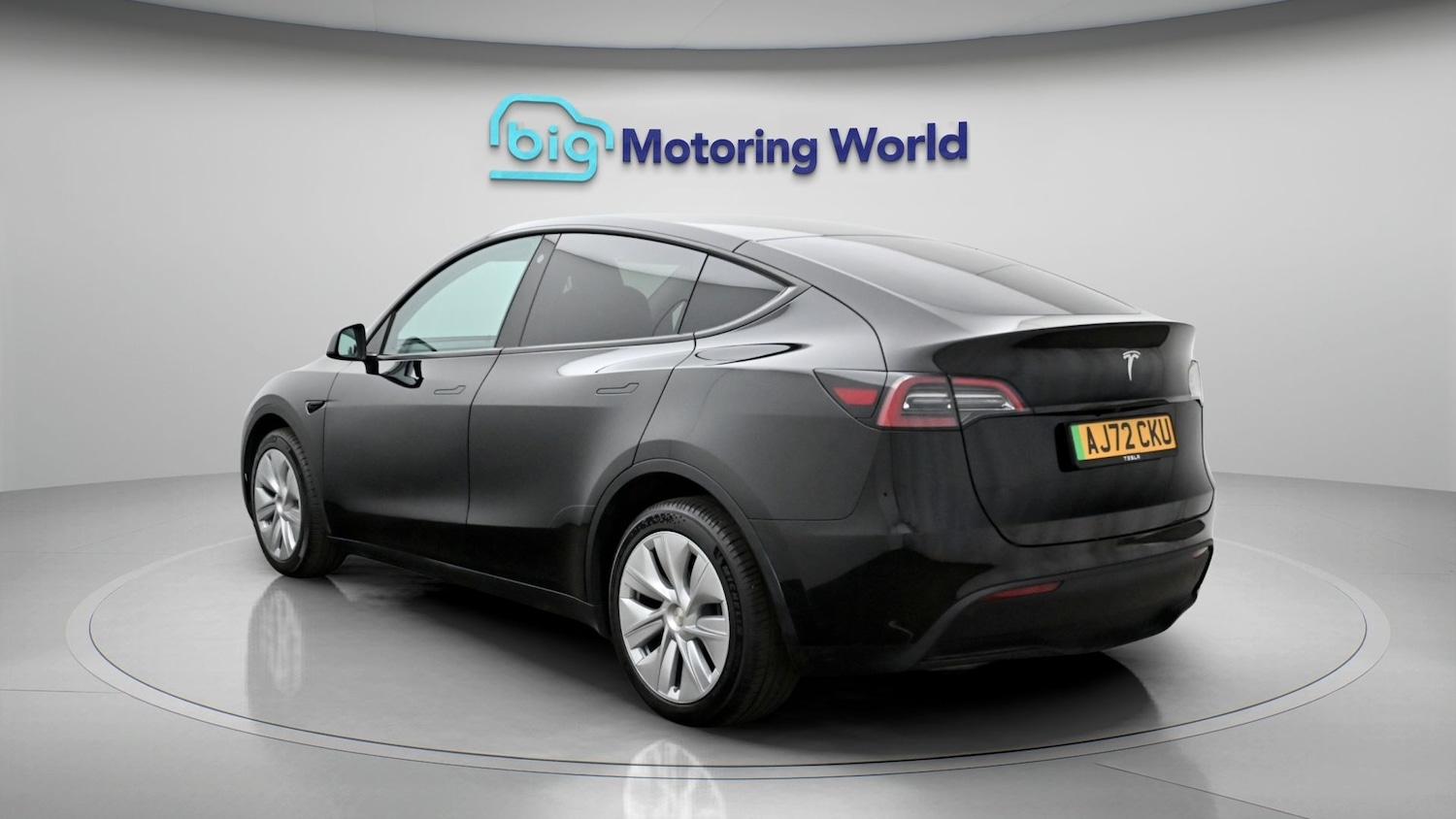 Used Tesla Model Y 2022 for sale - 77945622: Photo 5