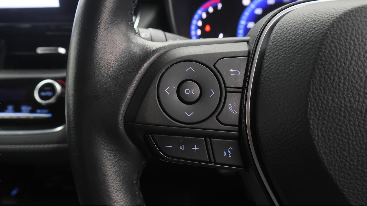 Used Toyota Corolla 2022 for sale - 76702034: Photo 24