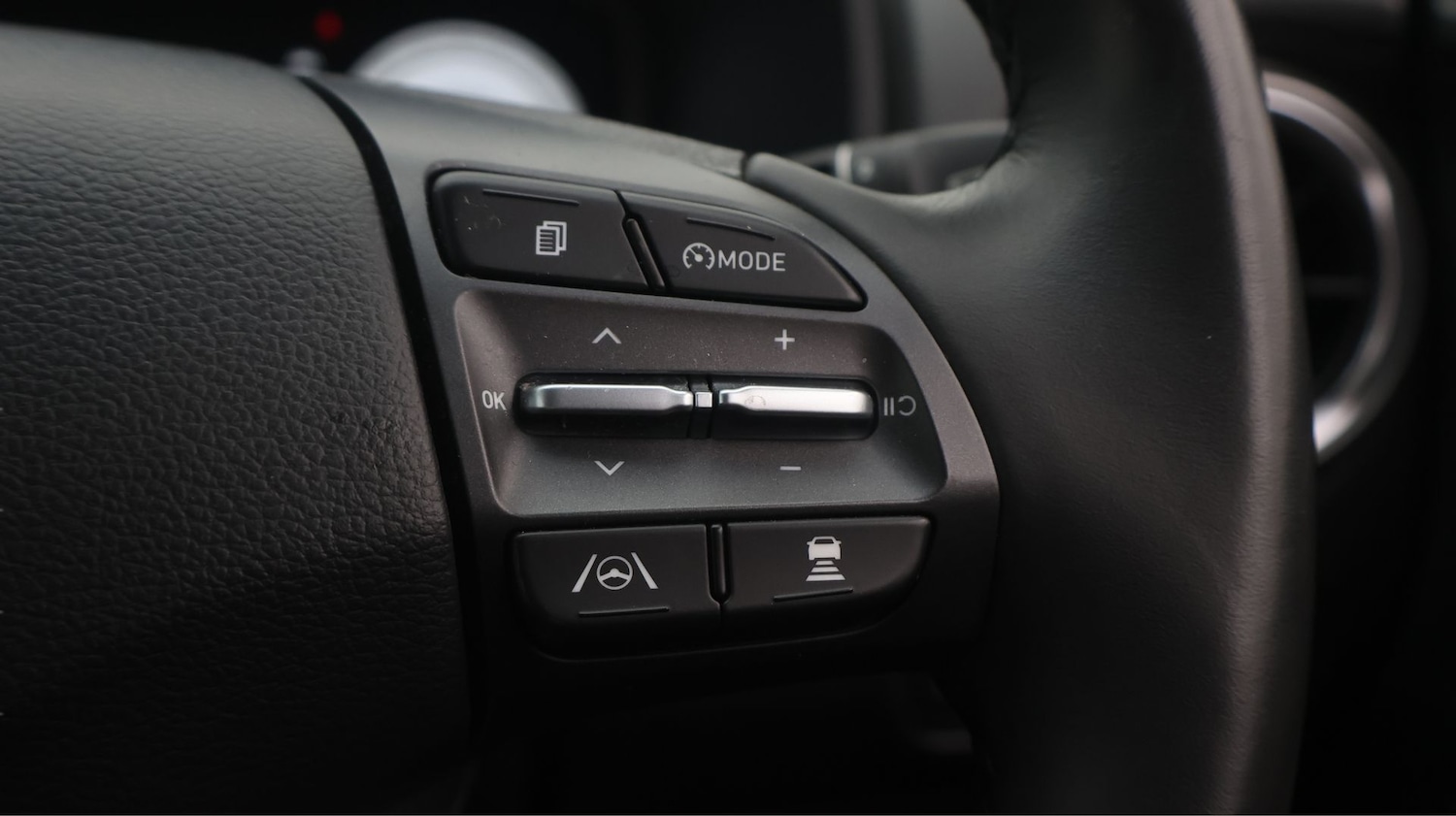 Used Hyundai KONA 2023 for sale - 77774632: Photo 25