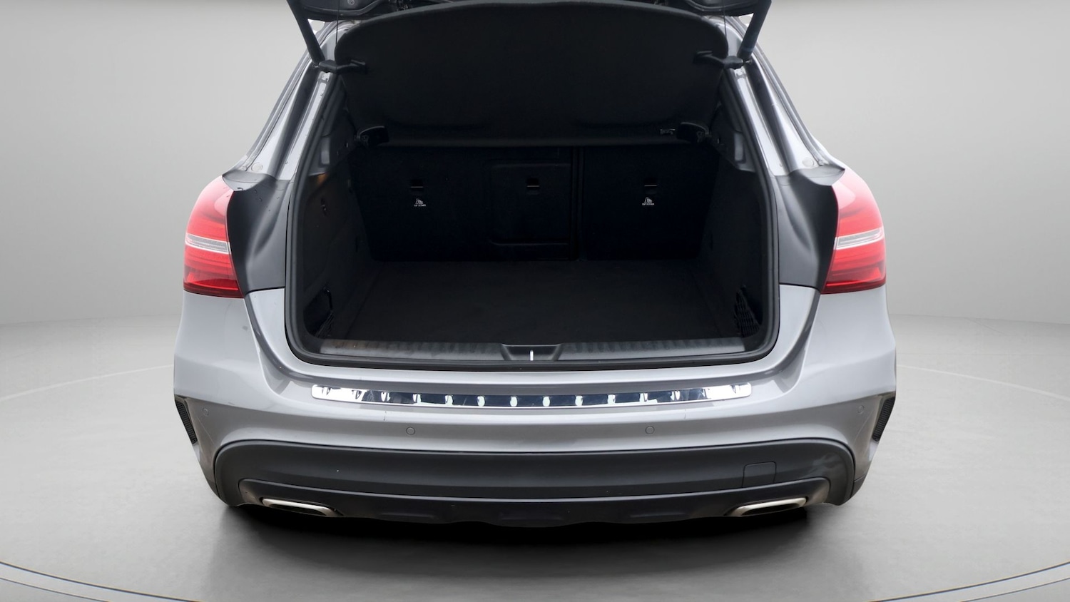 Used Mercedes-Benz GLA 2019 for sale - 77286003: Photo 17