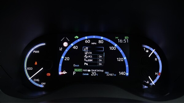 Used Toyota Yaris Cross 2022 for sale - 75430422: Photo 11