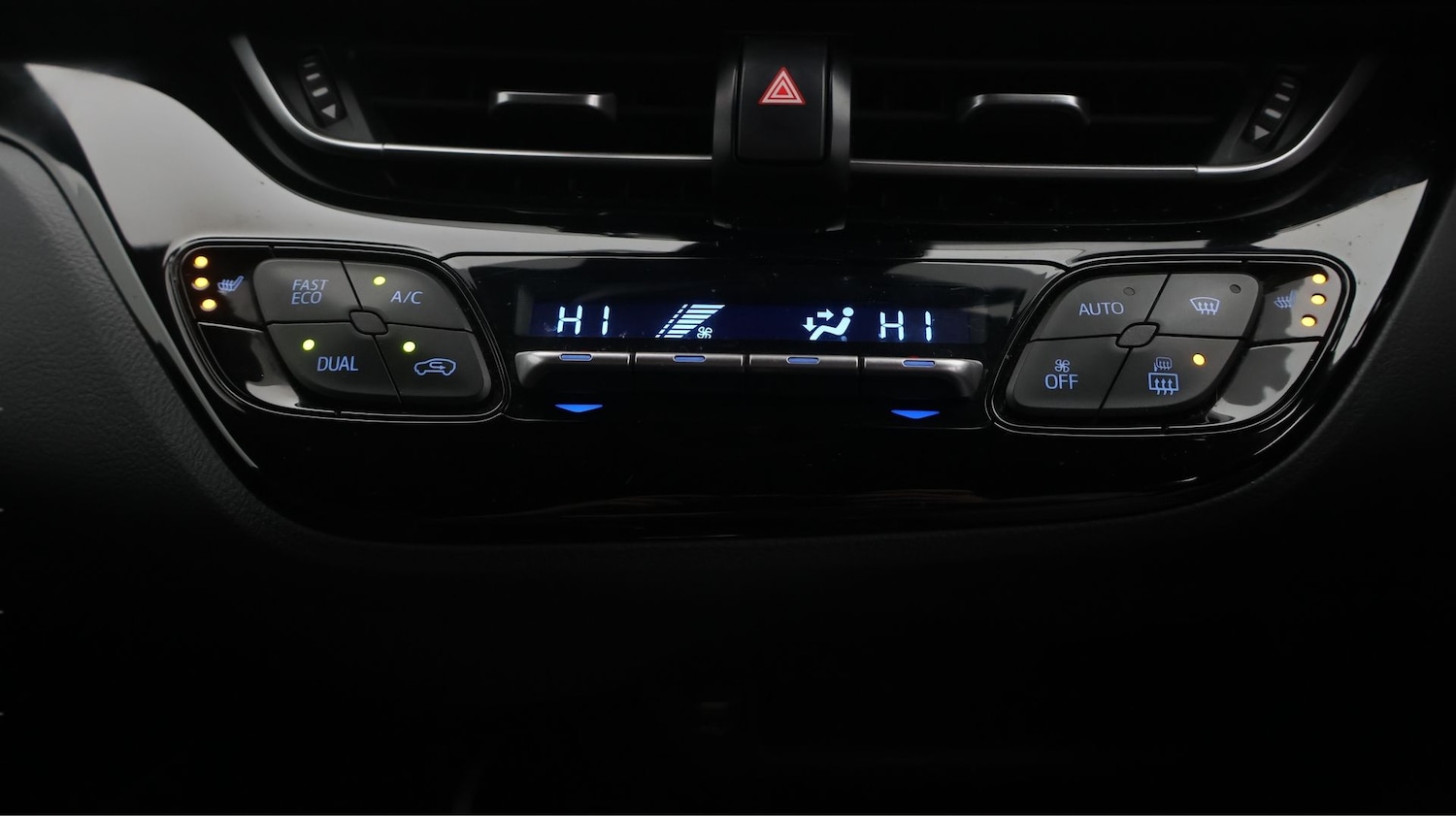 Used Toyota C-HR 2021 for sale - 77592613: Photo 12