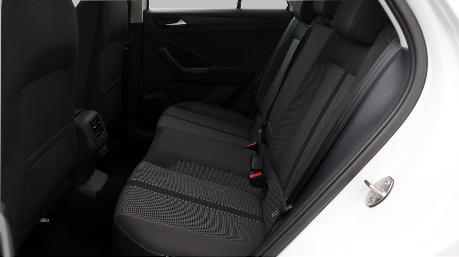 Used Volkswagen T-Roc 2023 for sale - 77653578: Photo 16