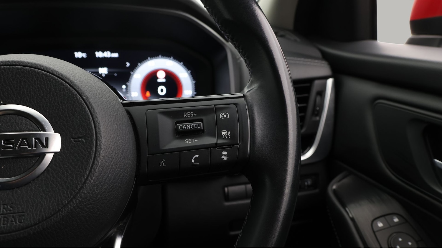 Used Nissan Qashqai for sale - 77854468: Photo 23