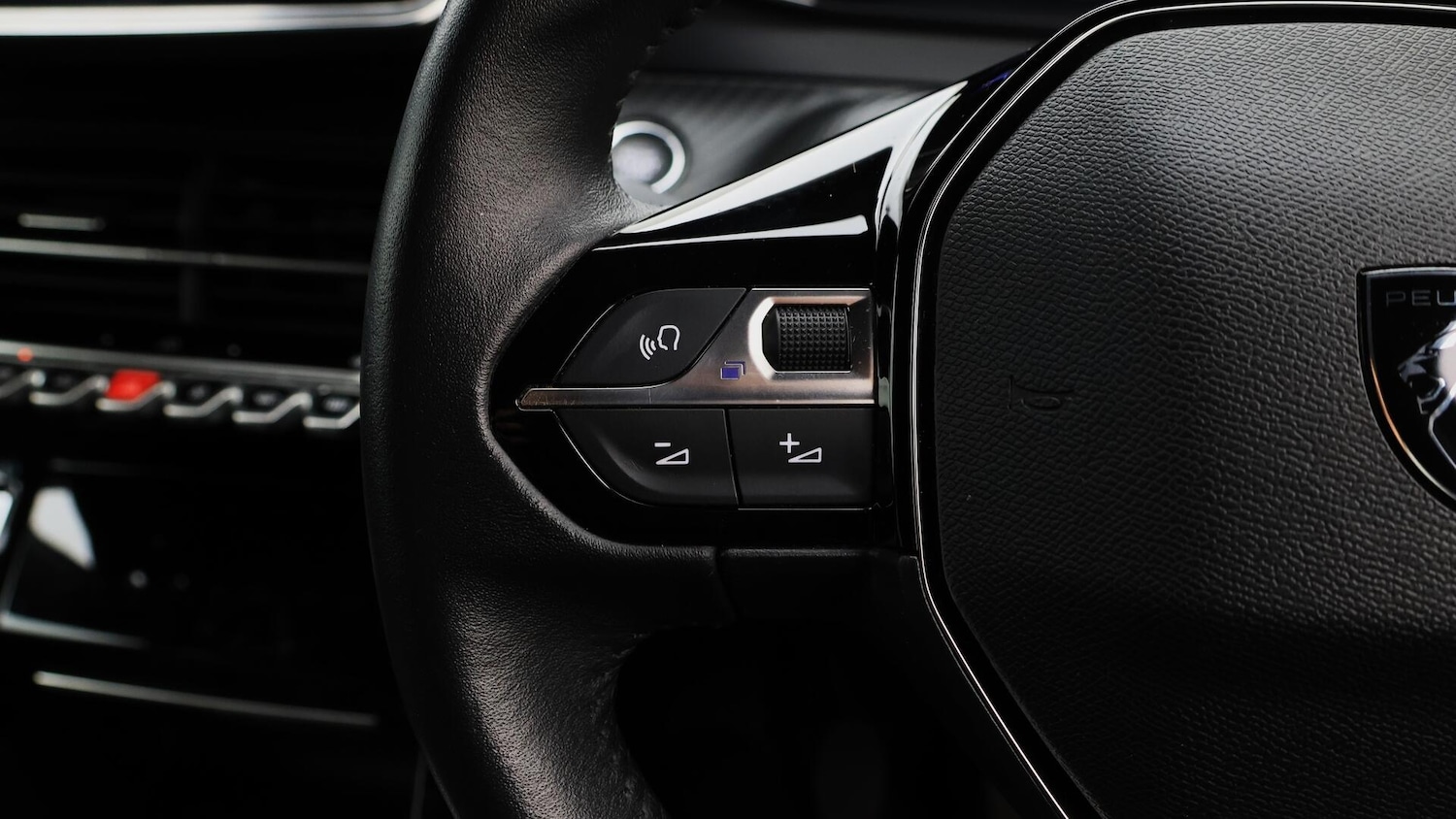 Used Peugeot 2008 2023 for sale - 76499644: Photo 24