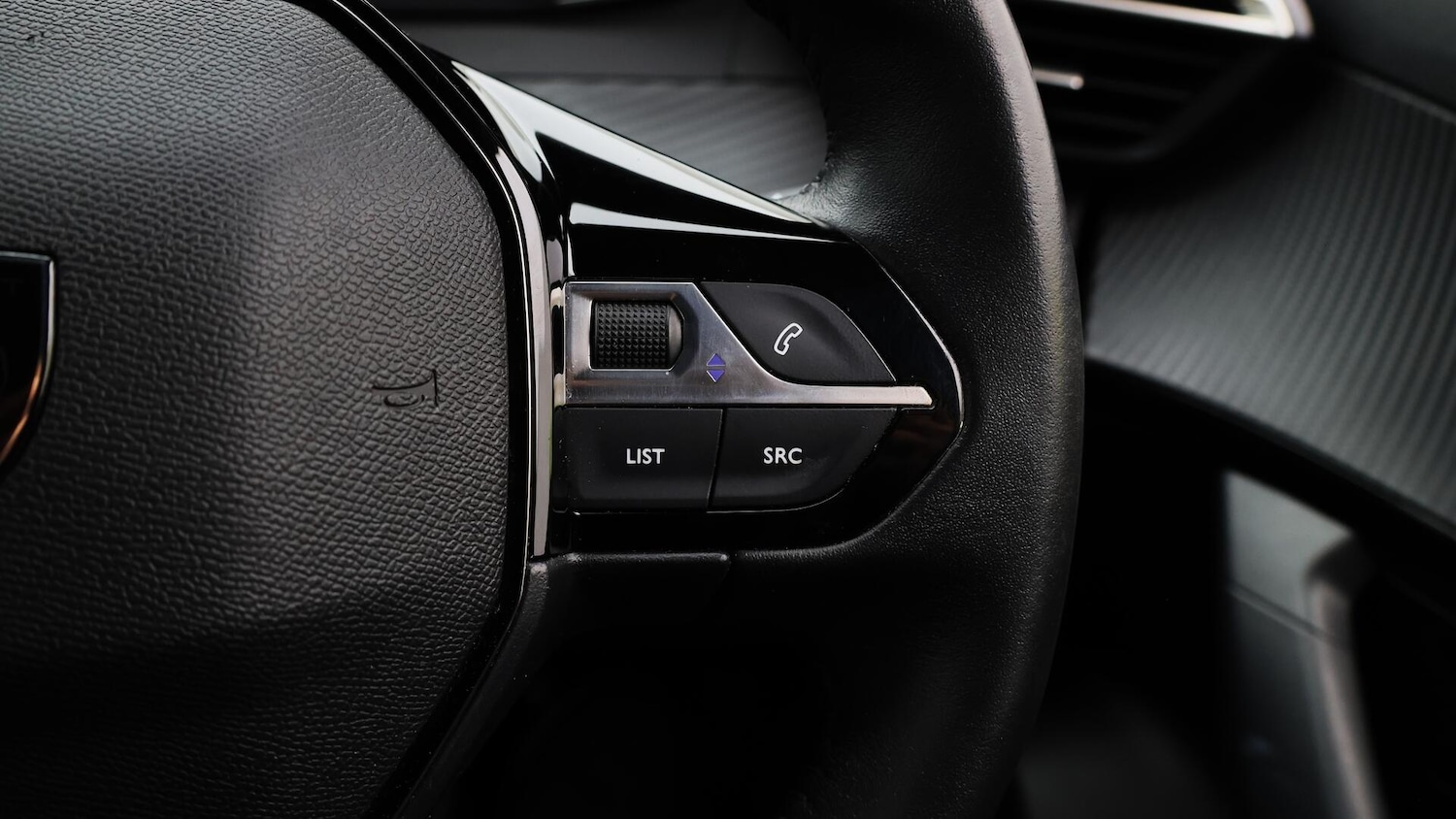 Used Peugeot 2008 2023 for sale - 76499644: Photo 25