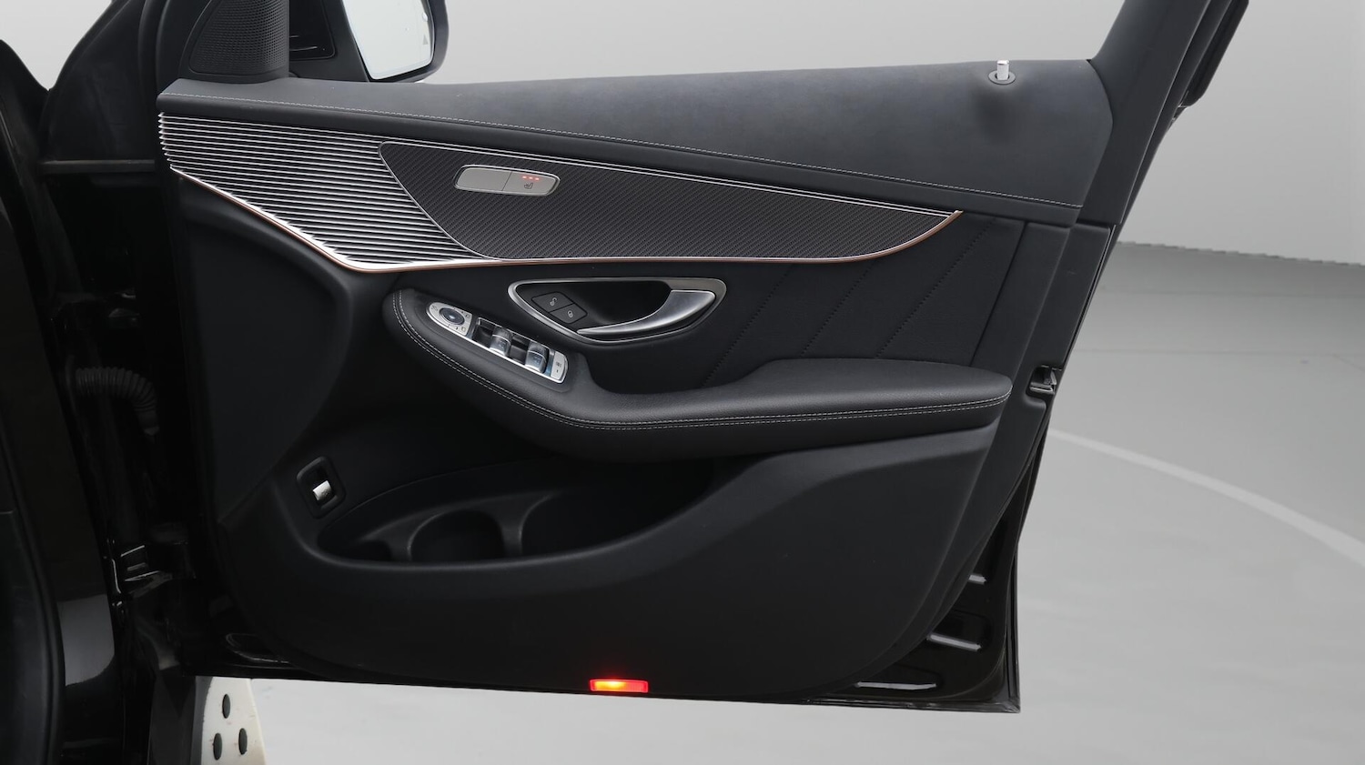 Used Mercedes-Benz EQC 2022 for sale - 76484350: Photo 16