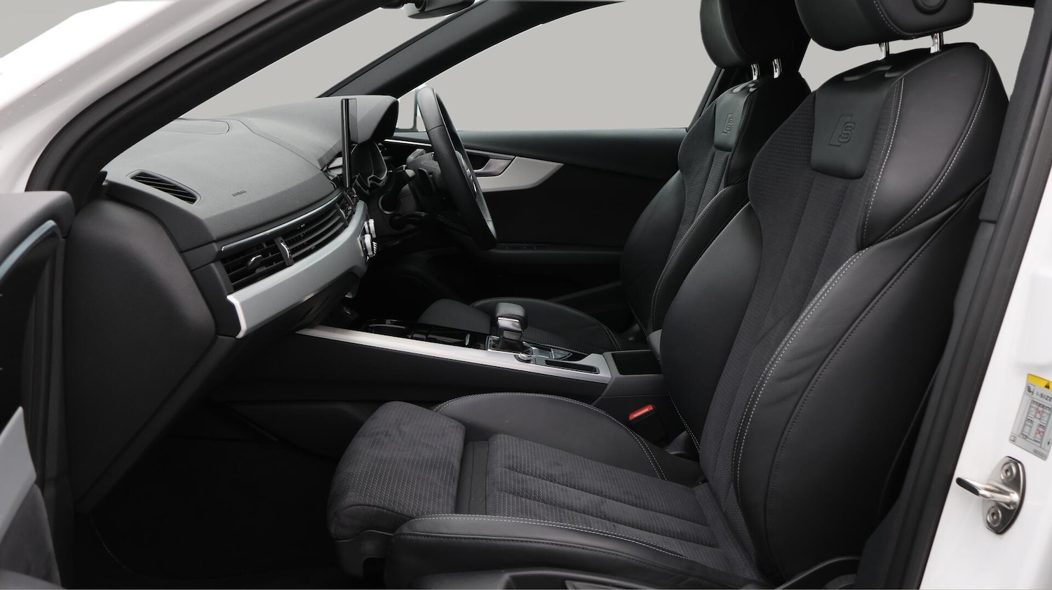 Used Audi A4 2023 for sale - 76702191: Photo 15