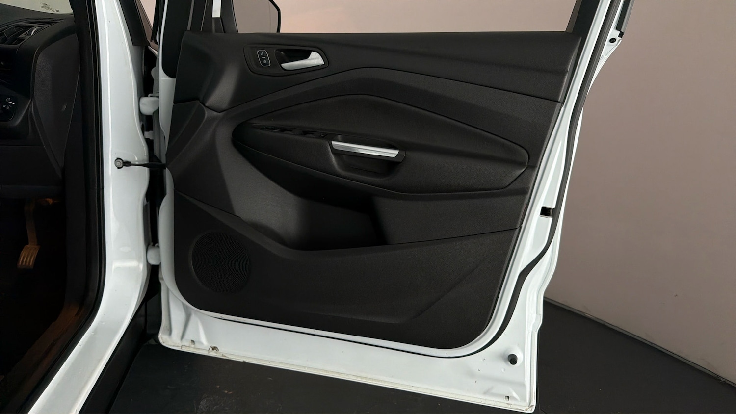 Used Ford Kuga 2017 for sale - 78060457: Photo 13