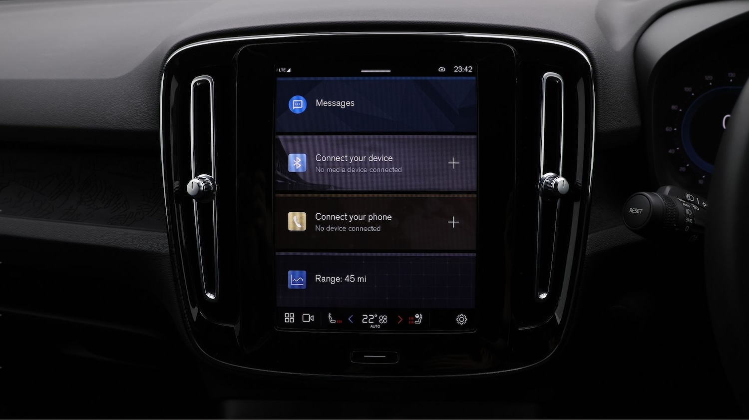 Used Volvo XC40 2022 for sale - 77324599: Photo 11