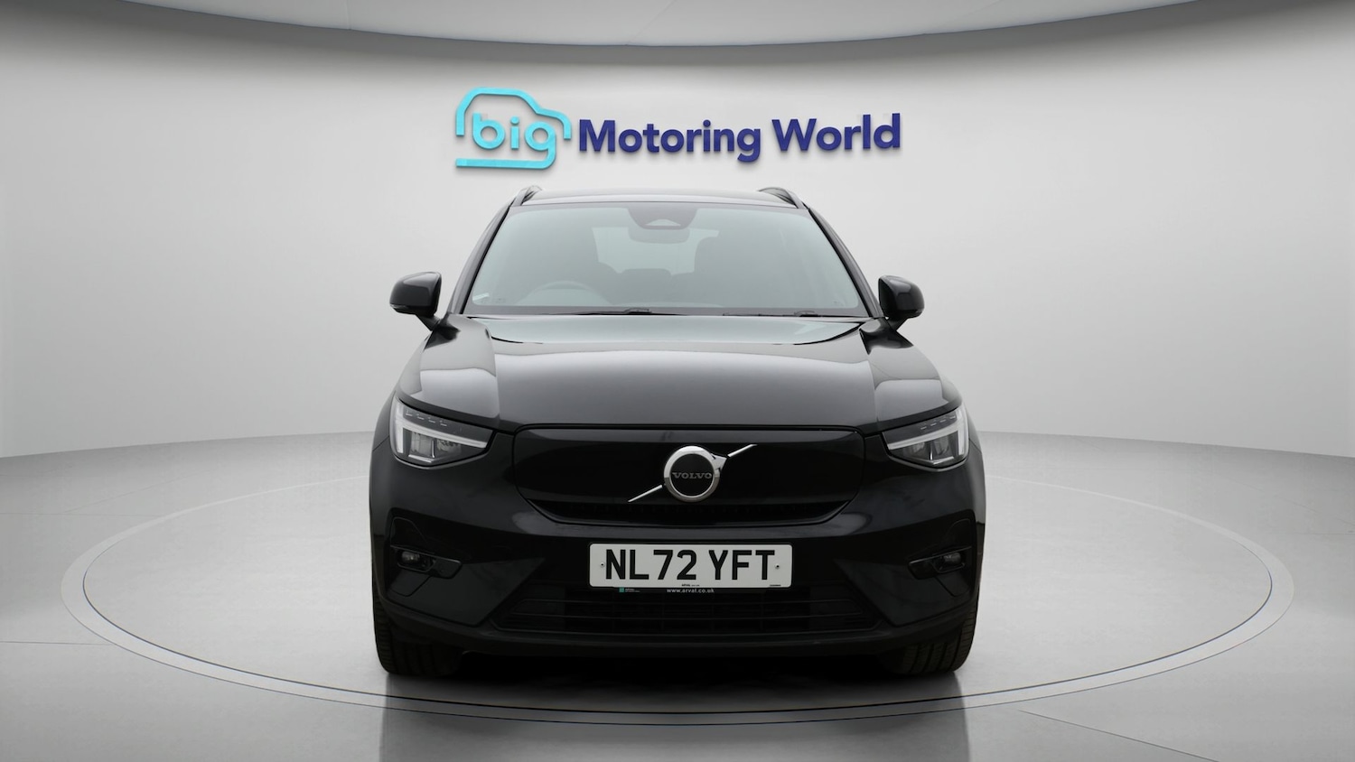 Used Volvo XC40 2022 for sale - 77324599: Photo 2