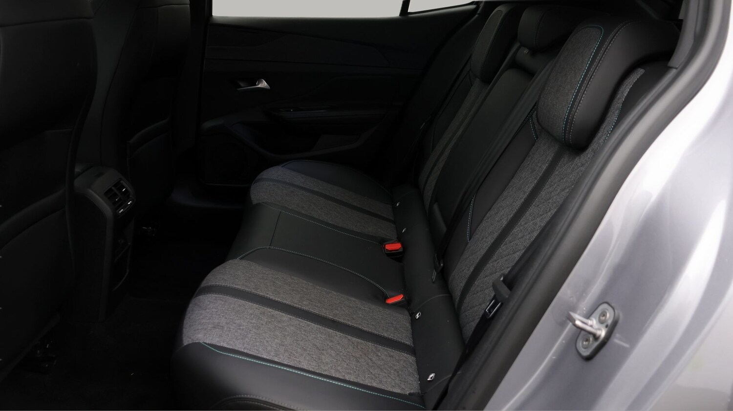 Used Peugeot 408 for sale - 77310806: Photo 16