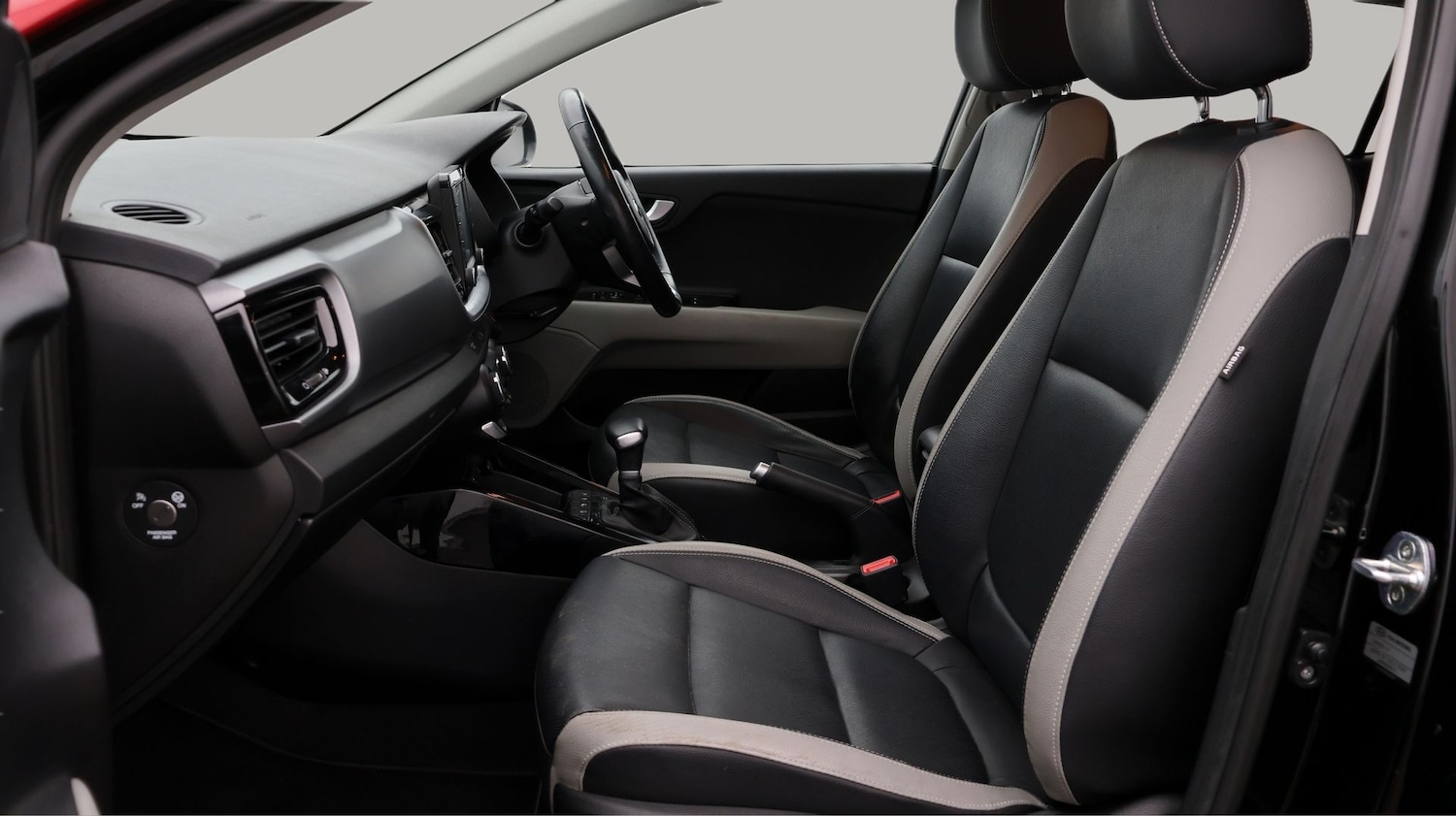 Used Kia Stonic 2020 for sale - 77297184: Photo 14