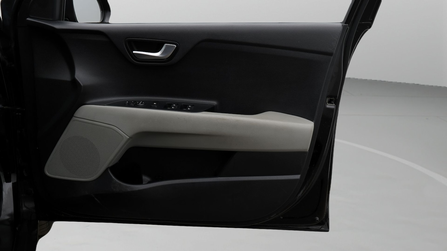 Used Kia Stonic 2020 for sale - 77297184: Photo 15