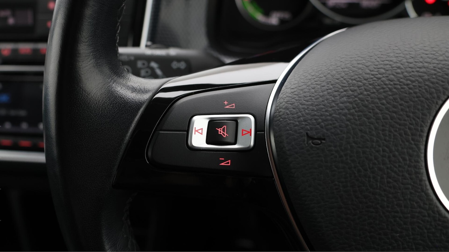 Used Volkswagen up! 2023 for sale - 76550012: Photo 24