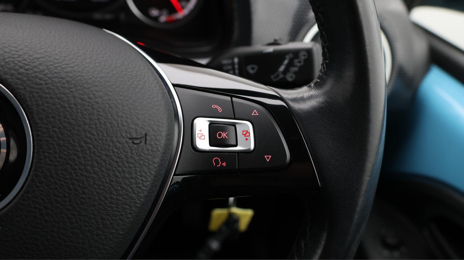 Used Volkswagen up! 2023 for sale - 76550012: Photo 25