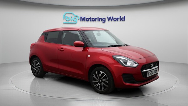 Used Suzuki Swift 2023 for sale - 75552319: Photo 2