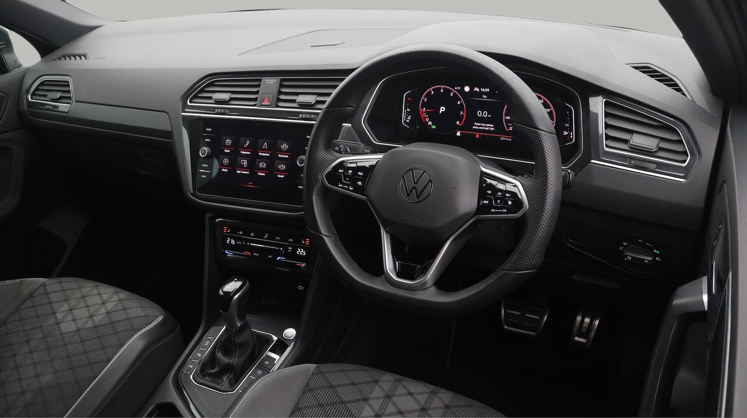 Used Volkswagen Tiguan 2020 for sale - 76433147: Photo 10