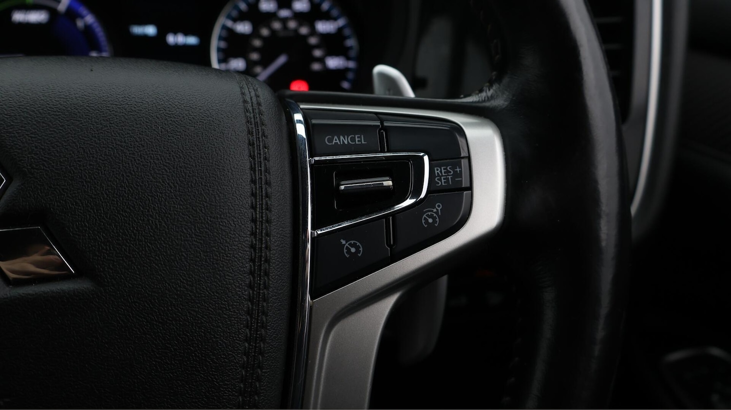 Used Mitsubishi Outlander 2018 for sale - 76539115: Photo 28