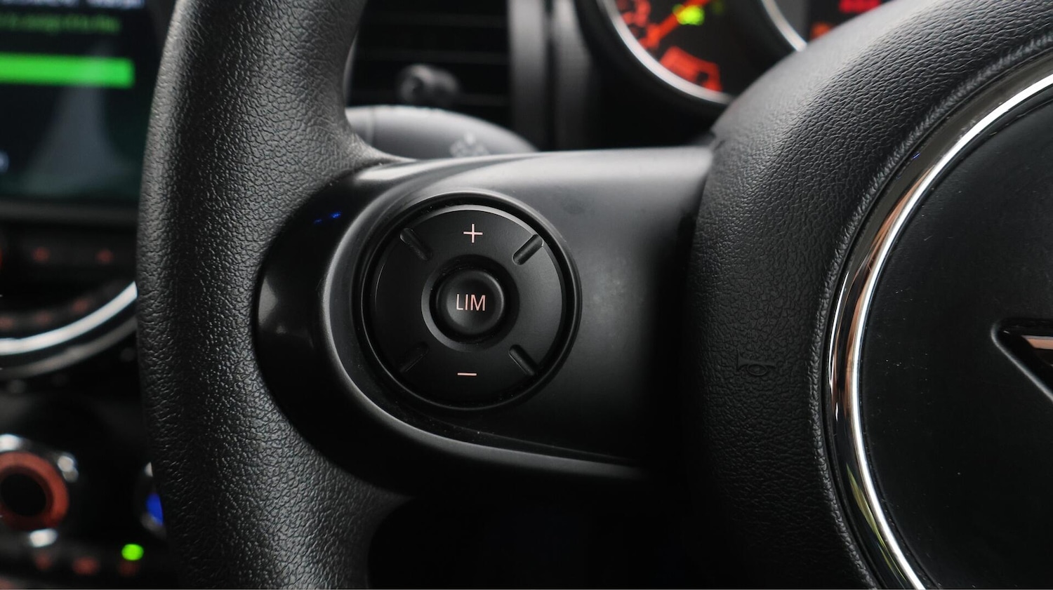 Used MINI Hatch 2019 for sale - 76562319: Photo 23