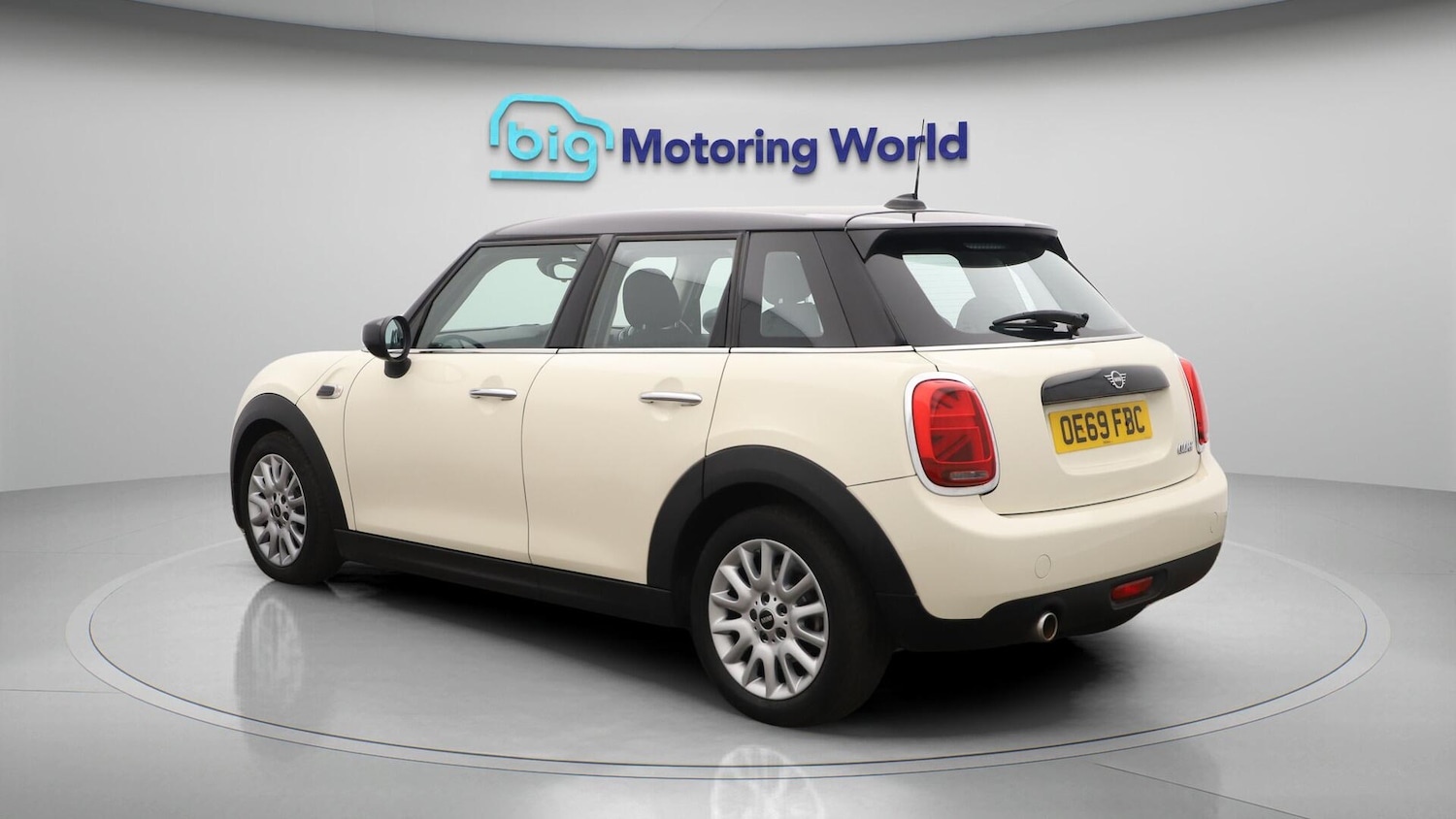 Used MINI Hatch 2019 for sale - 76562319: Photo 6
