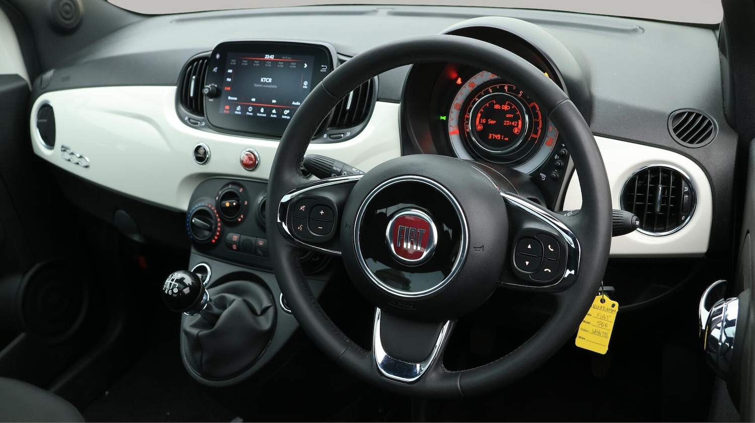 Used Fiat 500 2023 for sale - 75990877: Photo 10