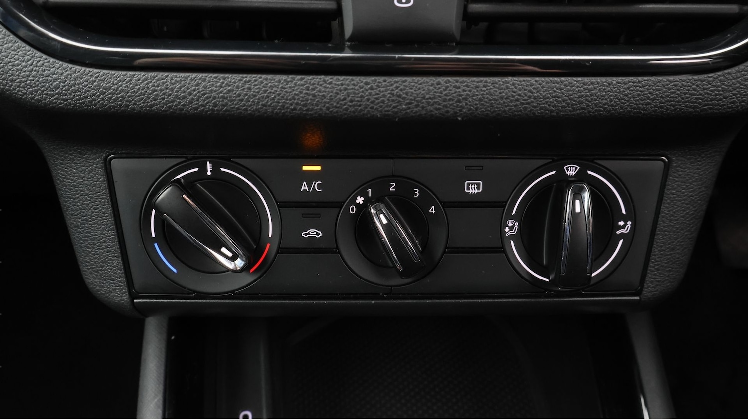 Used Skoda Kamiq 2022 for sale - 77282559: Photo 12