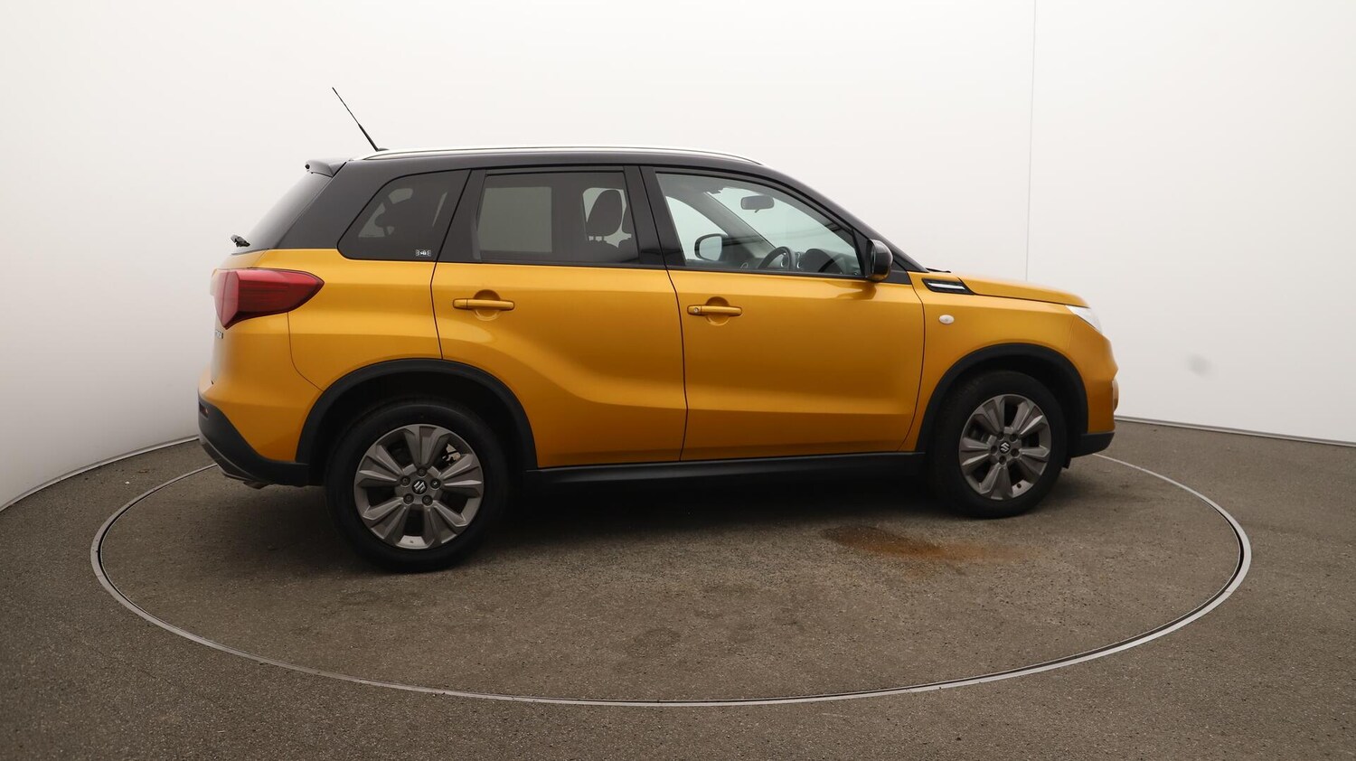 Used Suzuki Vitara 2019 for sale - 76060666: Photo 51