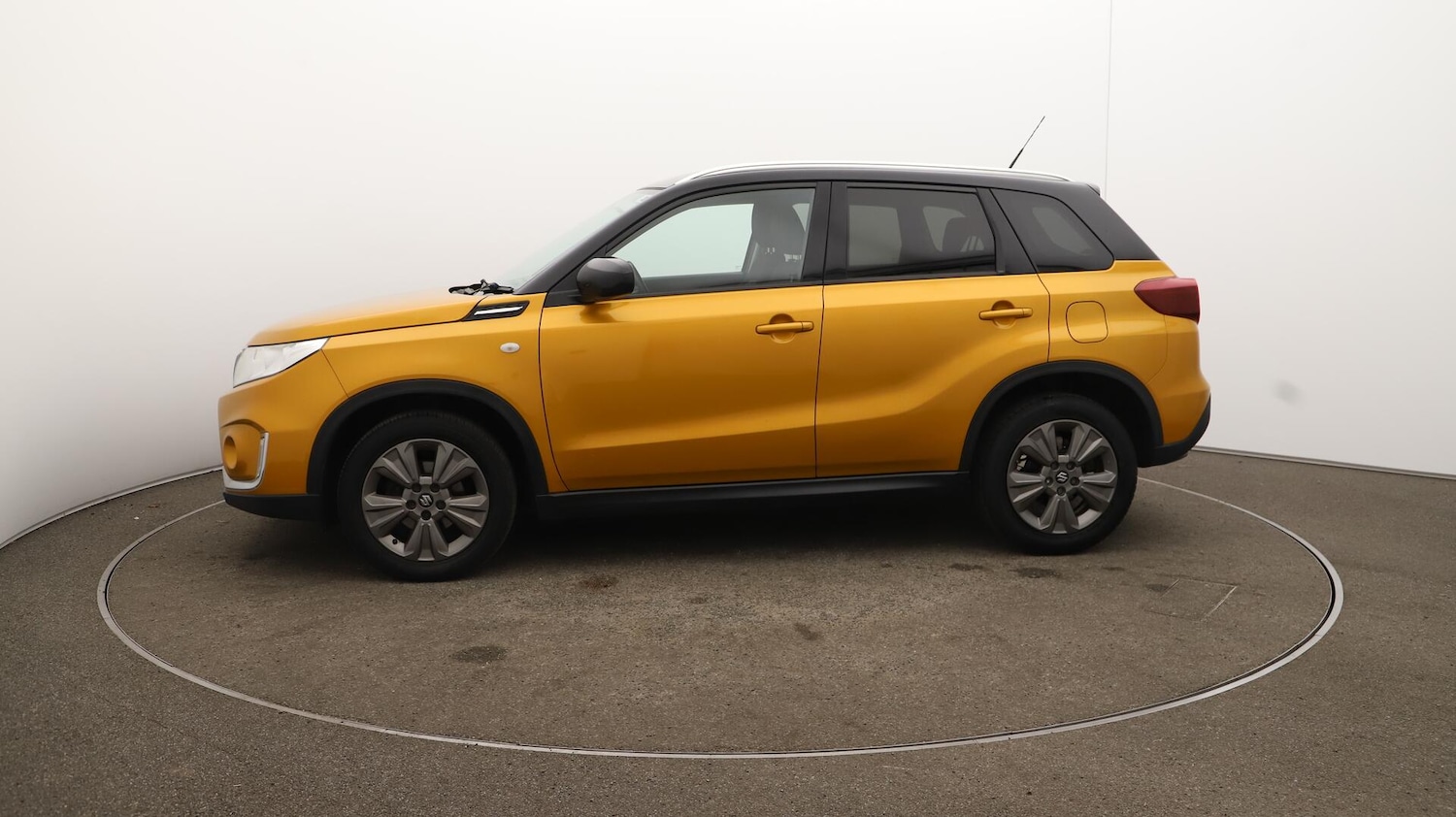 Used Suzuki Vitara 2019 for sale - 76060666: Photo 65