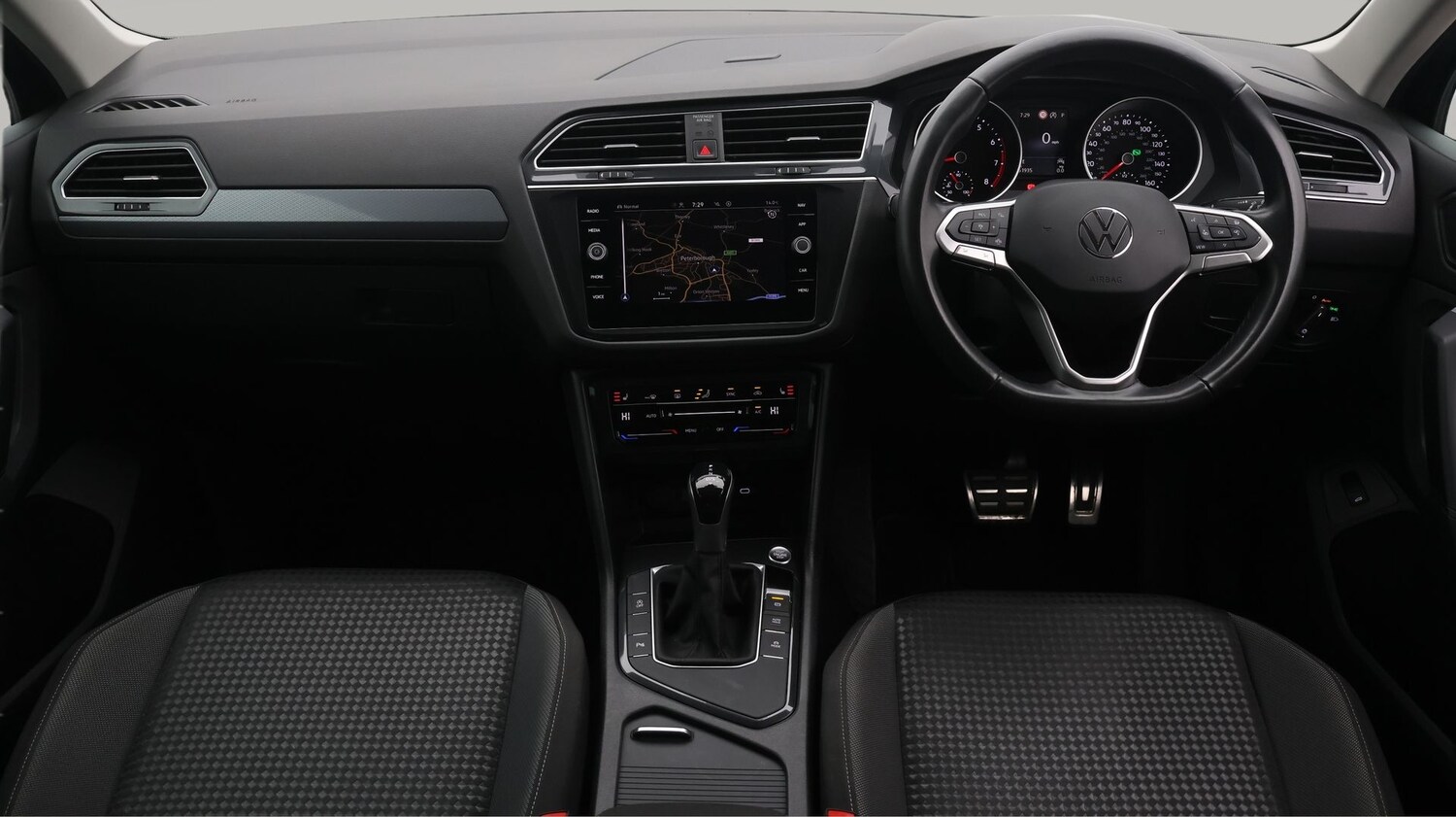 Used Volkswagen Tiguan 2022 for sale - 77819079: Photo 13