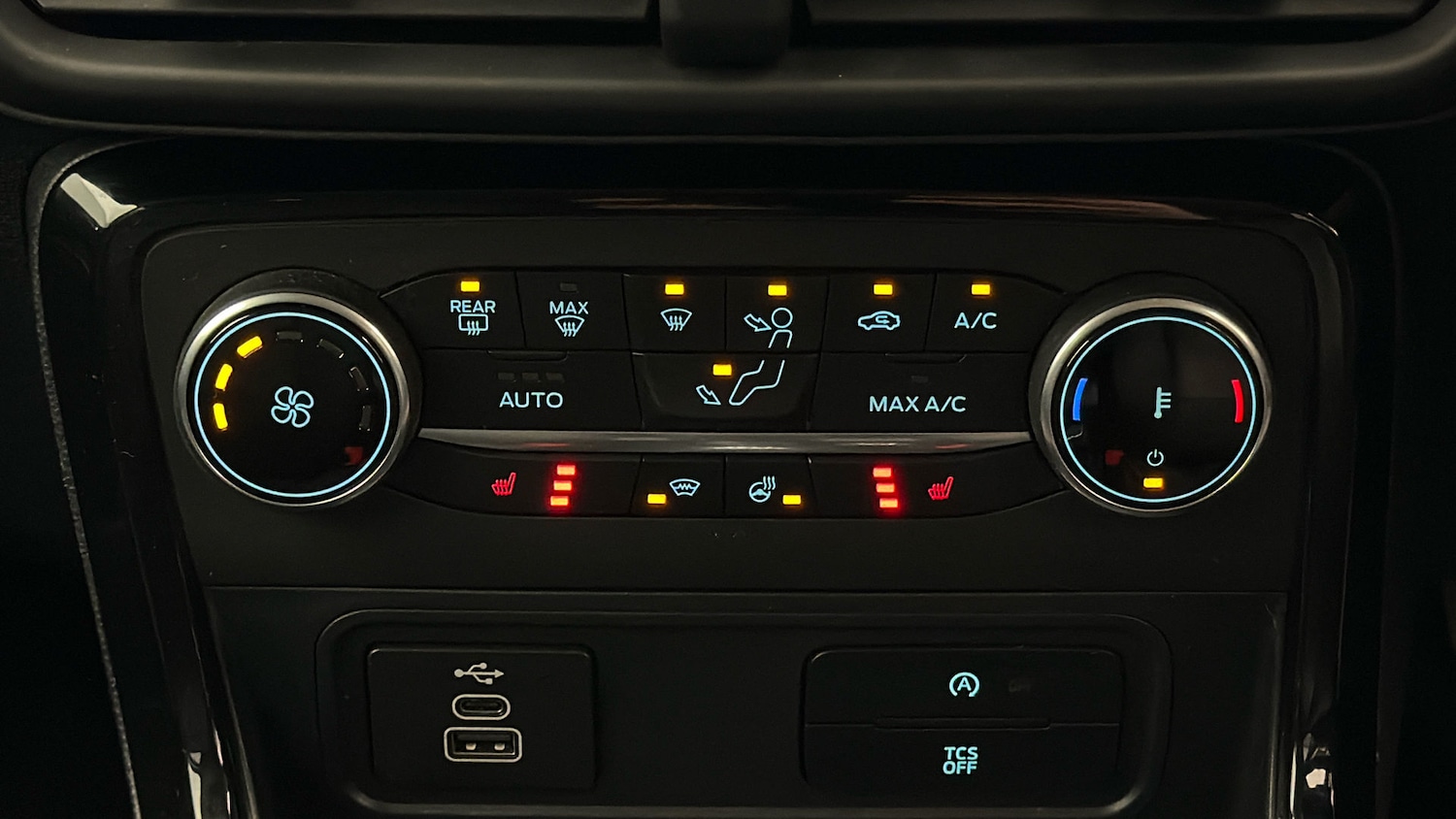 Used Ford Ecosport 2023 for sale - 77744229: Photo 11