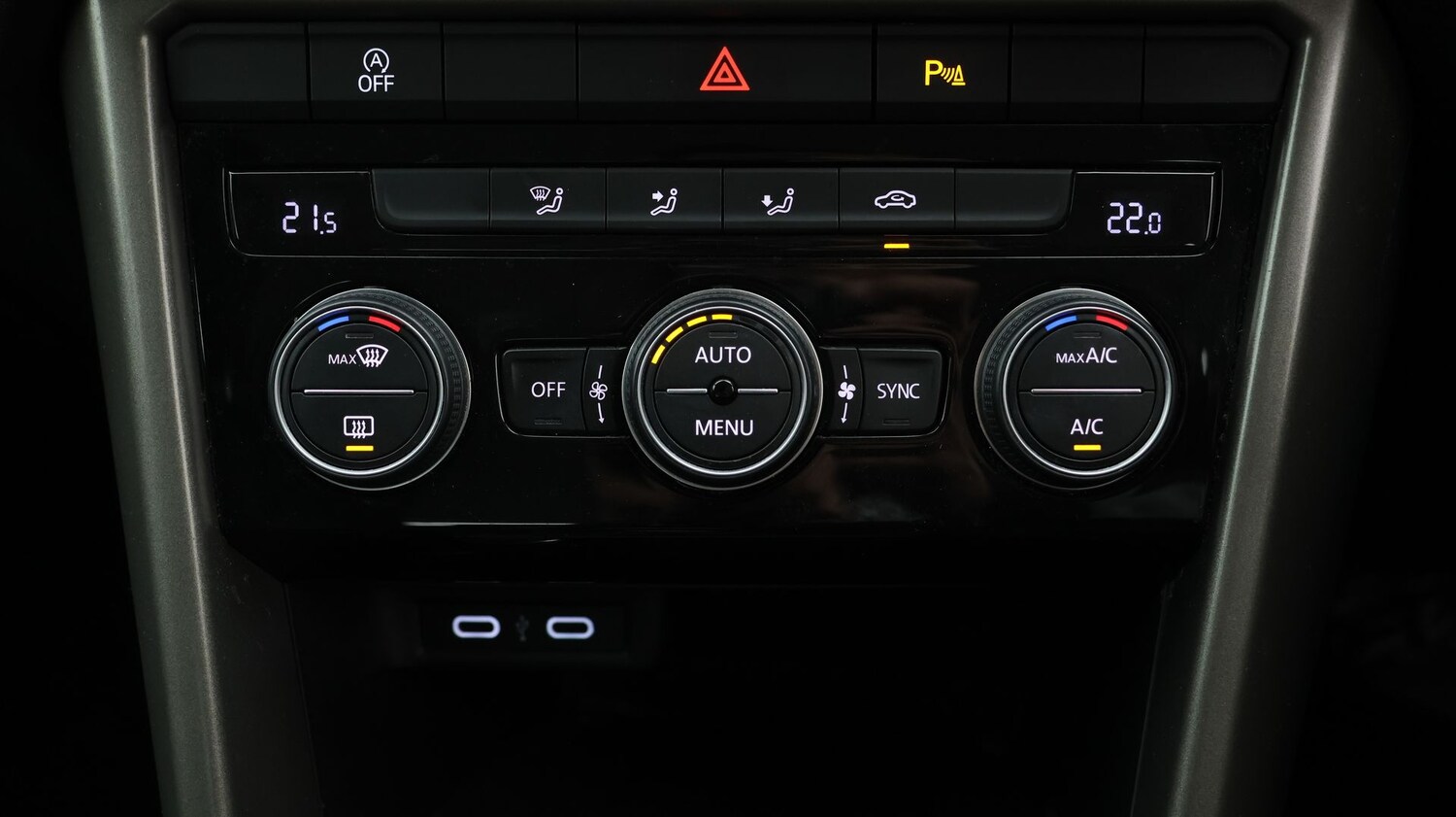 Used Volkswagen T-Roc 2020 for sale - 77282379: Photo 12