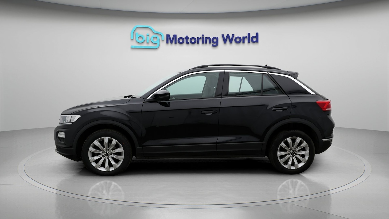 Used Volkswagen T-Roc 2020 for sale - 77282379: Photo 4